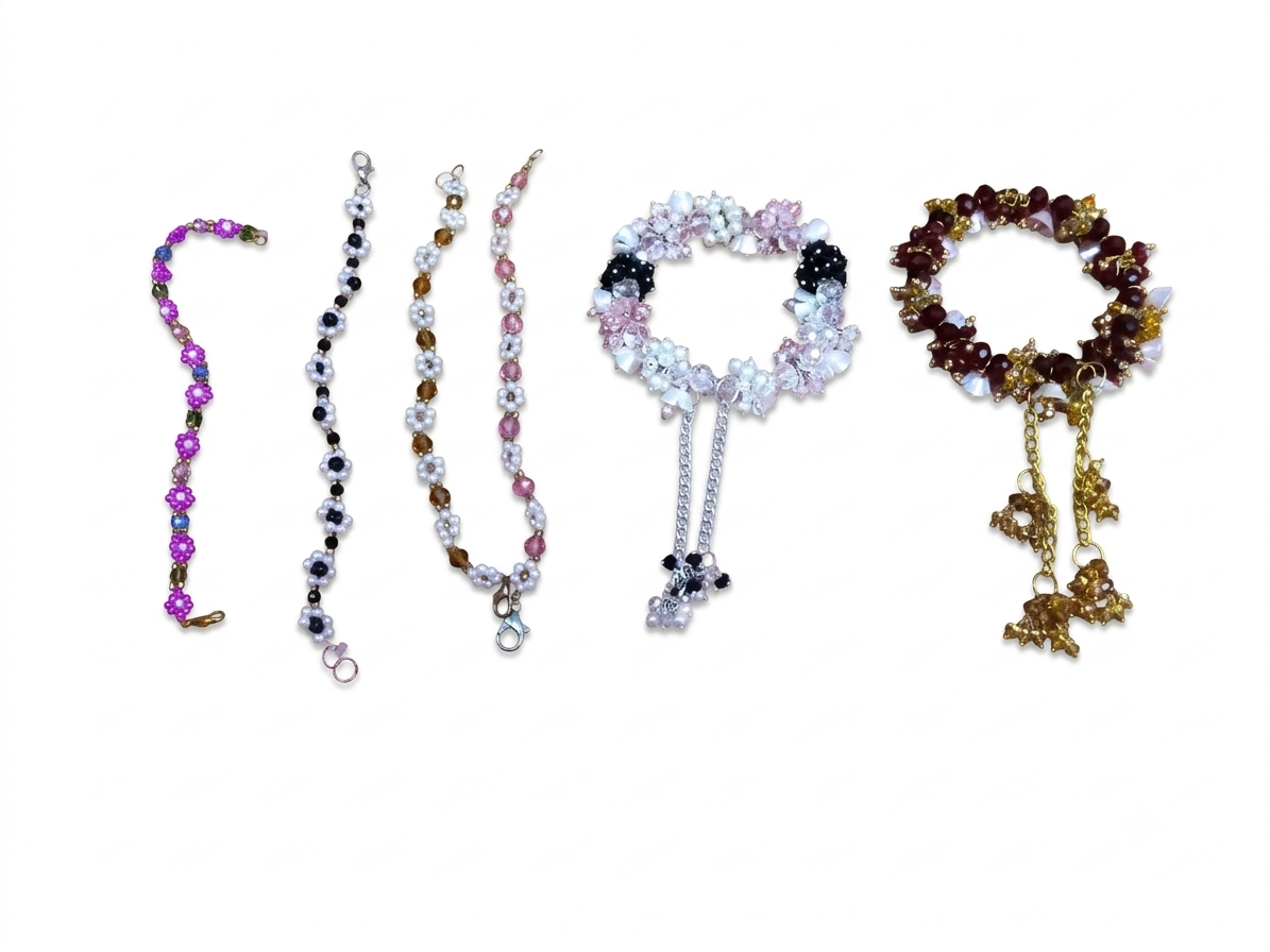 MAHUNISA Handmade Beaded Floral Charm Bracelet