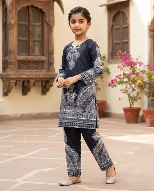Girls Embroidered Kurta Pant Set